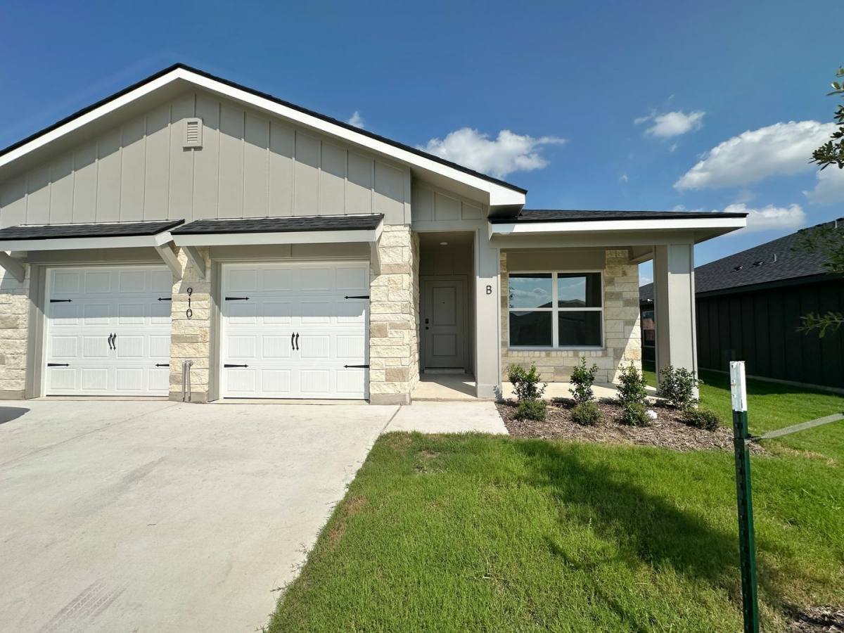 Apartment for rent at 910 B Cherry Laurel Lane, Killeen, TX 76543