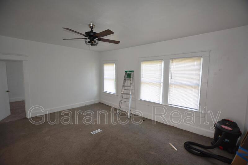 House for rent at 811 E Main St, Haines City, FL 33844