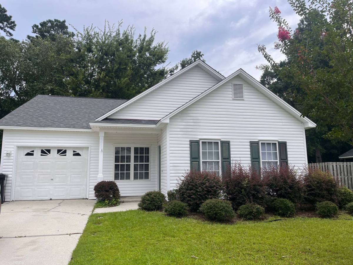 House for rent at 8619 Orchard Loop Rd, Leland, NC 28451