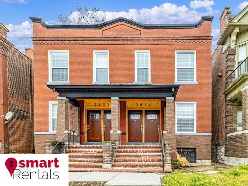 Apartment for rent at 3851 McRee Ave, Saint Louis, MO 63110