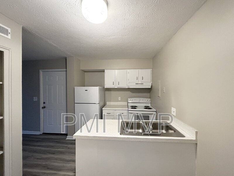 Apartment for rent at 834 Whitethorne Ave #834, Columbus, OH 43223