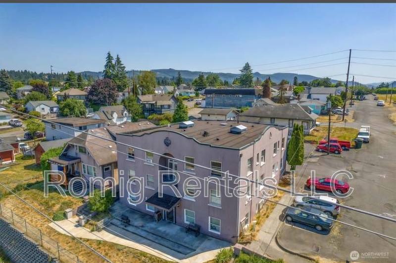 Apartment for rent at 300 N 5th Ave #EE, Kelso, WA 98626