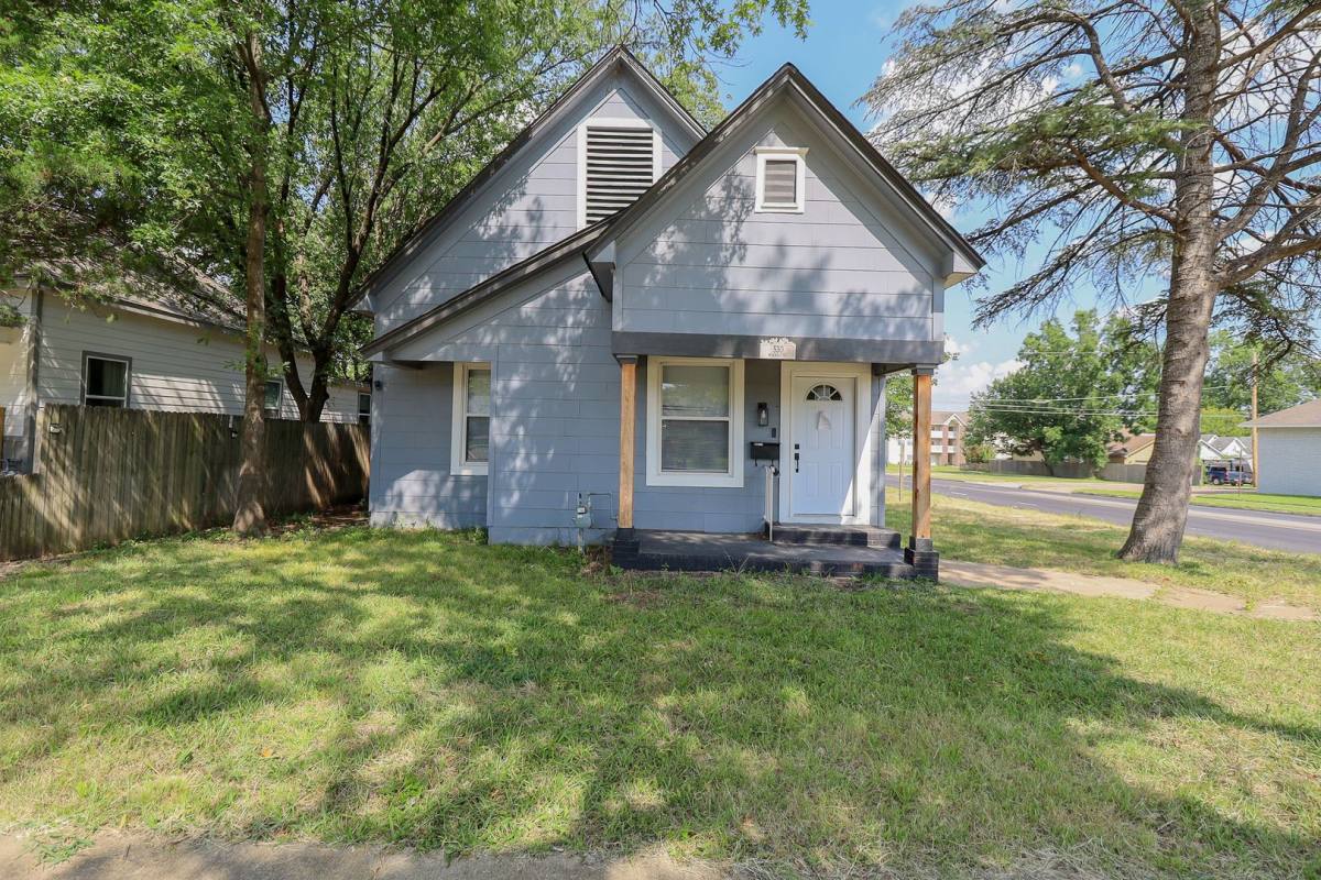 House for rent at 530 S Wyandotte Ave, Glenpool, OK 74033
