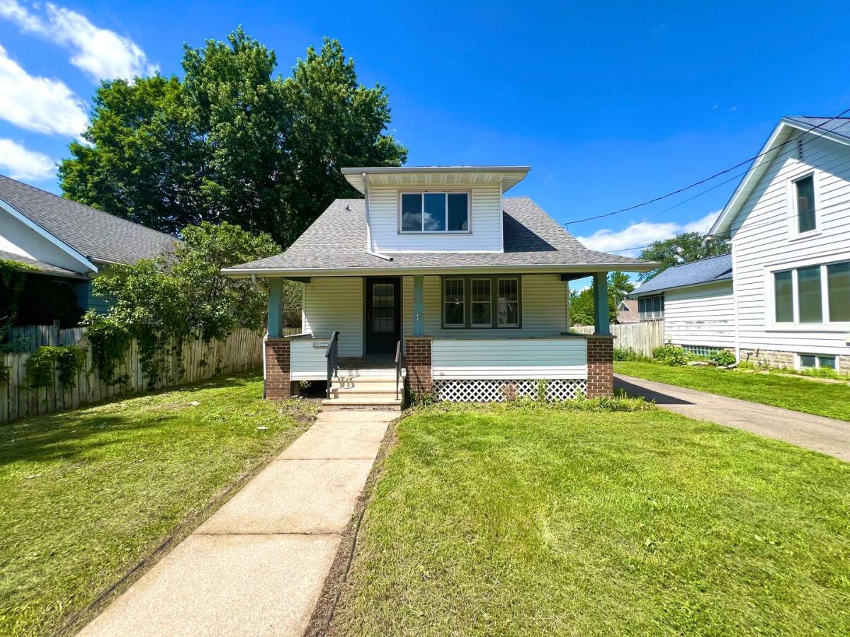 House for rent at 715 2nd St NW, Rochester, MN 55901