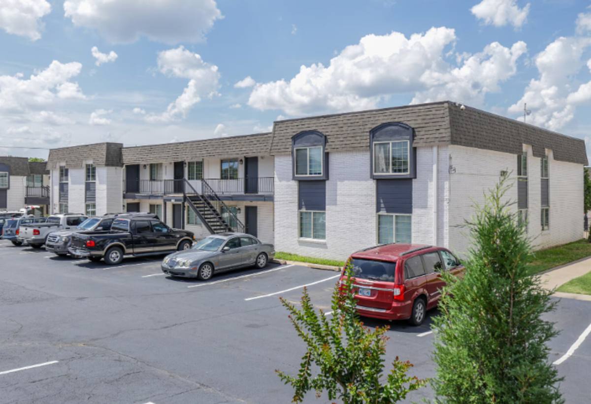 Autumn Ridge, 1713 S Memorial Dr, Tulsa, OK 74112 - Apartment for Rent - Image 3