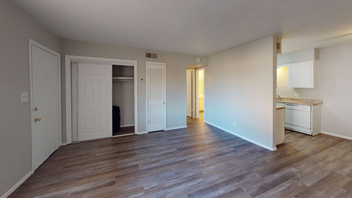 Apartment for rent at 1713 S Memorial Dr, Tulsa, OK 74112