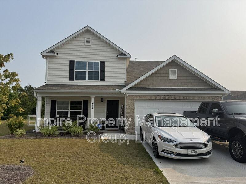 House for rent at 261 Carrington Dr, Lugoff, SC 29078