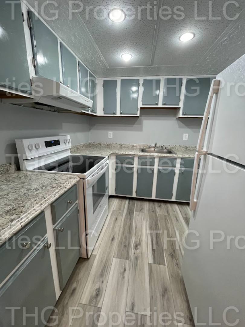 Apartment for rent at 369 Washington Ave, Dover, NJ 07801