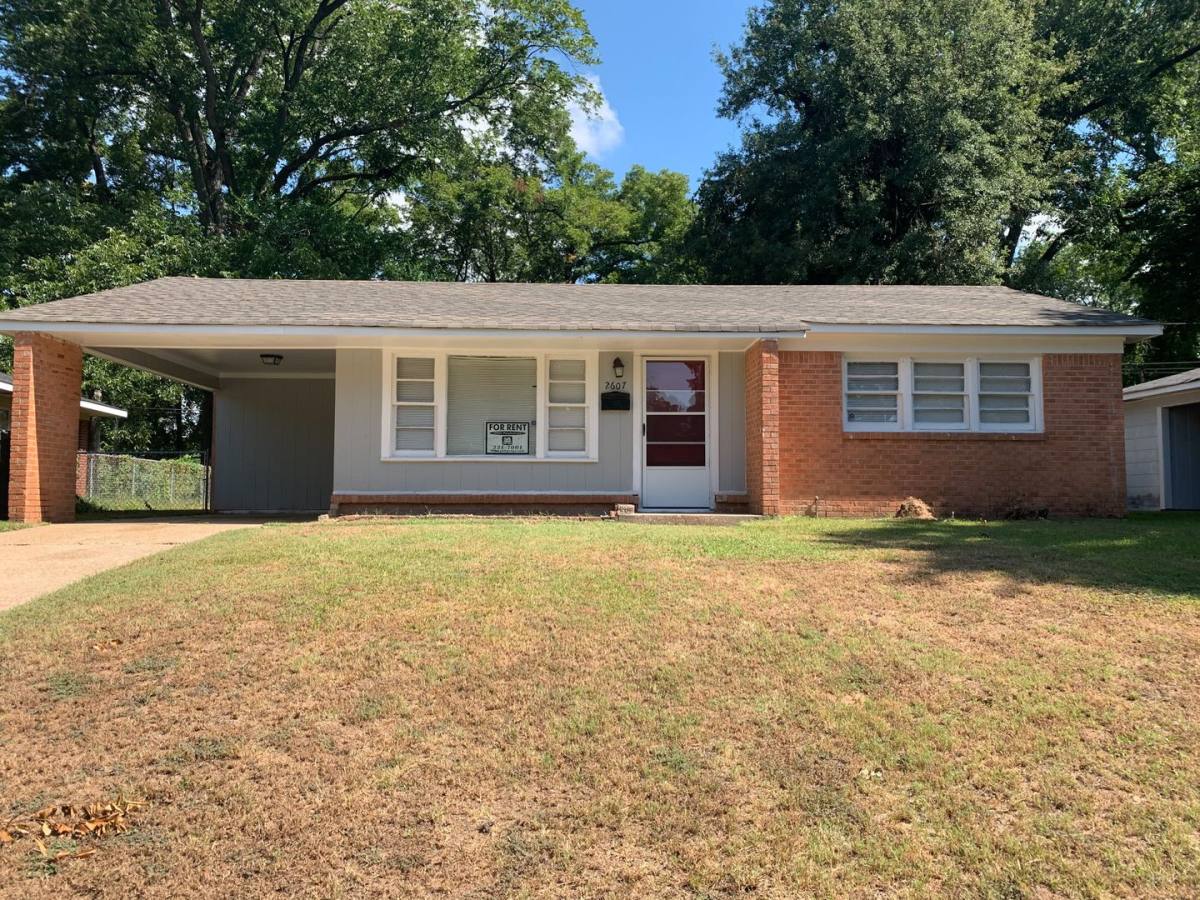 House for rent at 2607 W Cavett Dr, Shreveport, LA 71104