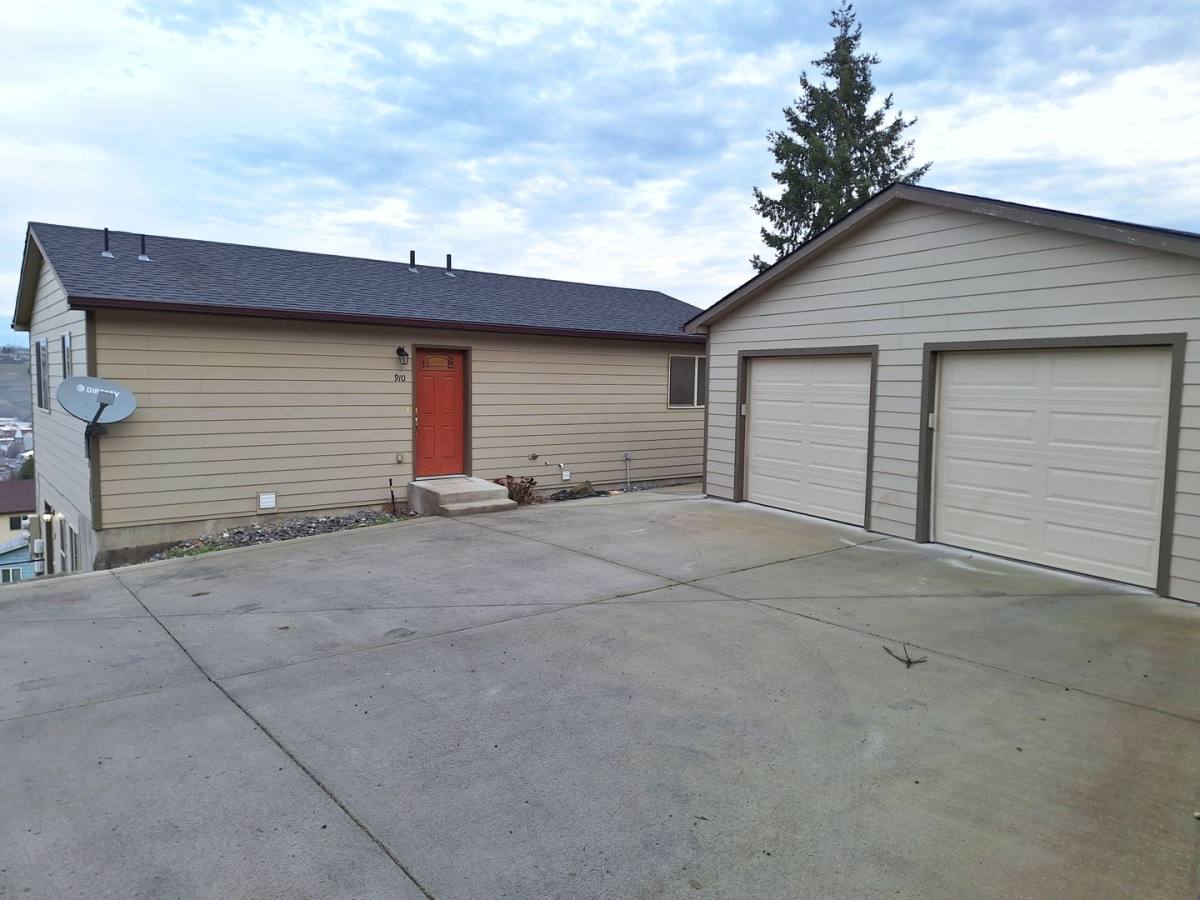 House for rent at 910 S Main, Pendleton, OR 97801