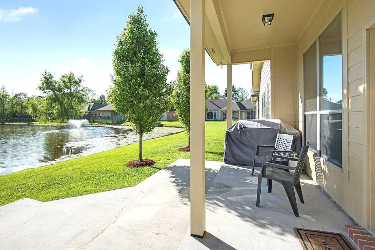House for rent at 9014 Eastbank Ave, Baton Rouge, LA 70810