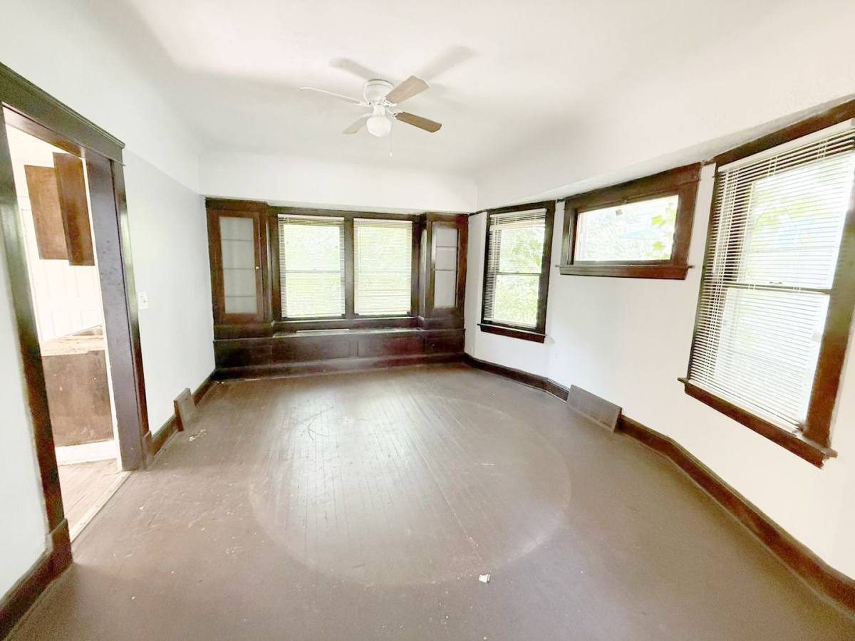 House for rent at 11700 Hamlen Ave, Cleveland, OH 44120