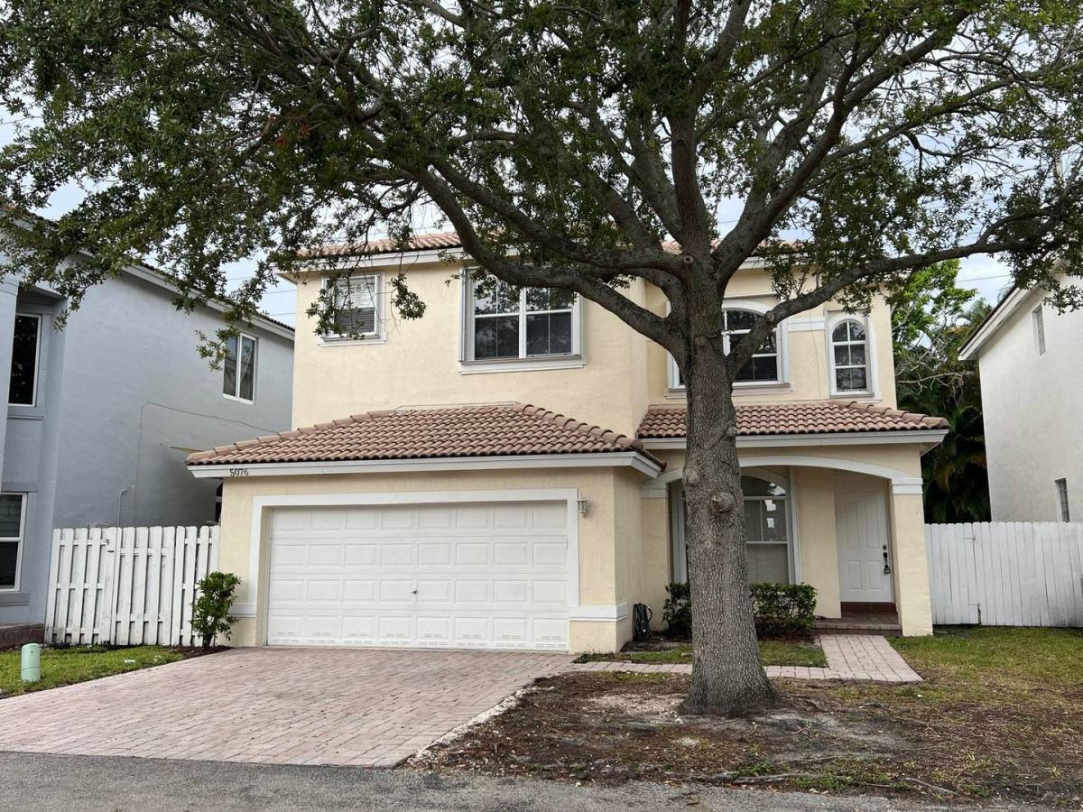House for rent at 5076 SW 38th Way, Fort Lauderdale, FL 33312