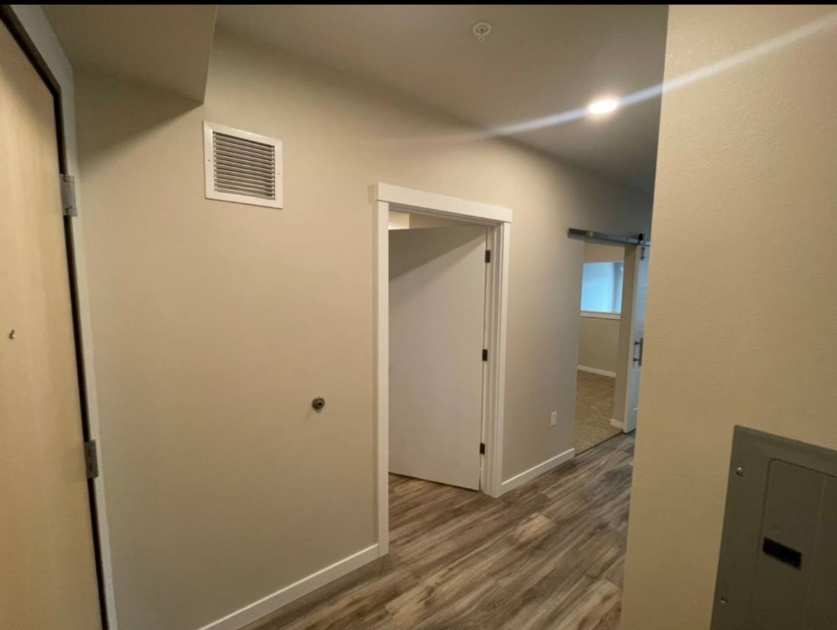 Apartment for rent at 2960 Willamette St, Eugene, OR 97405
