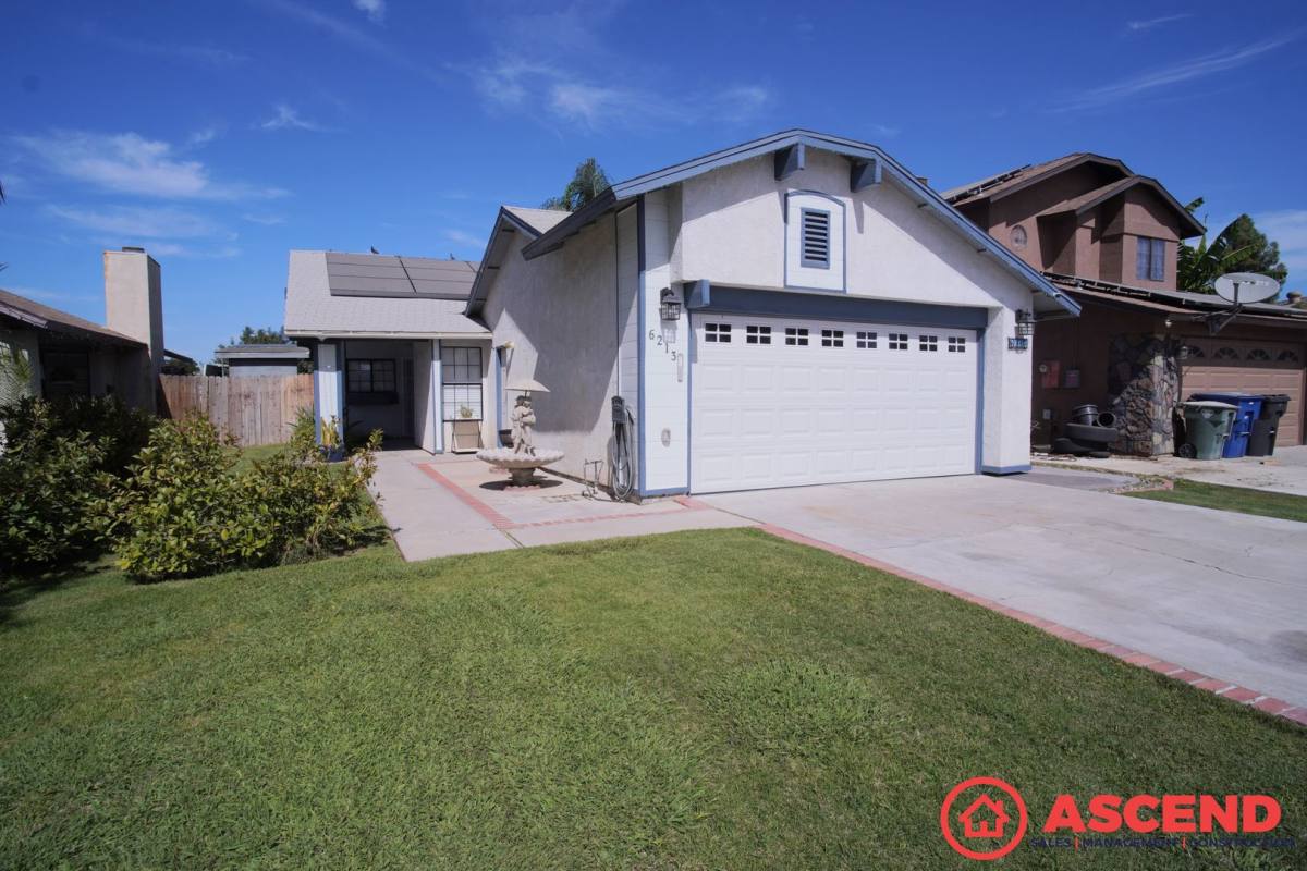 House for rent at 6213 Regina Way, Bakersfield, CA 93307