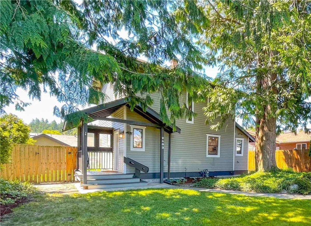 House for rent at 2403 13th St, Anacortes, WA 98221
