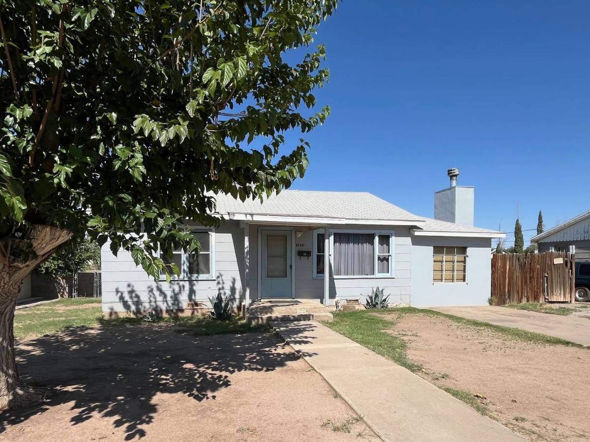 House for rent at 1805 Alaska Ave, Alamogordo, NM 88310