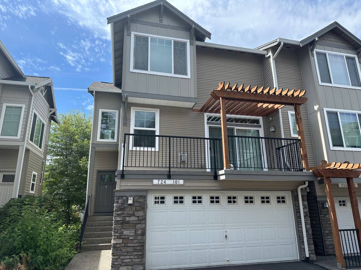 Condo for rent at 724 NW 118th Ave, Portland, OR 97229
