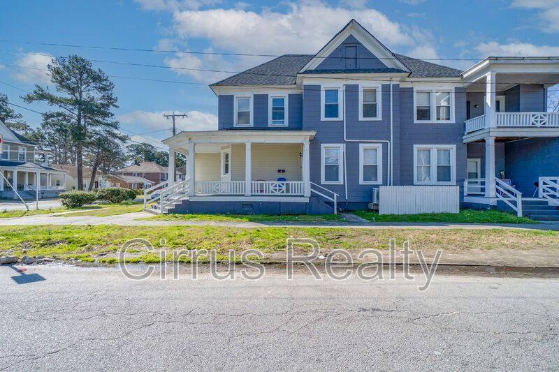 Apartment for rent at 301 Cedar St #1, Suffolk, VA 23434
