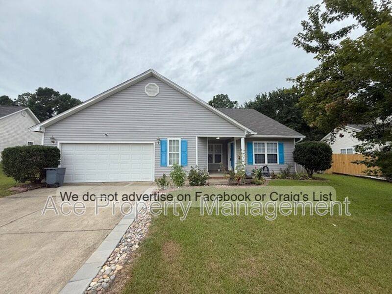 House for rent at 2628 Daniel Boone Lane, Hope Mills, NC 28348
