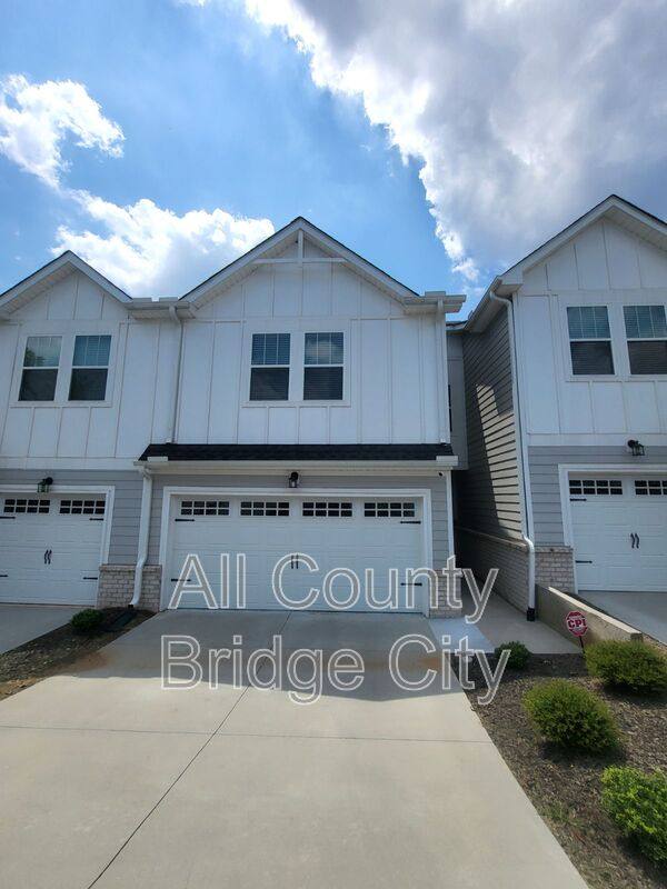Townhouse for rent at 66 Galley Lane, Greenville, SC 29607