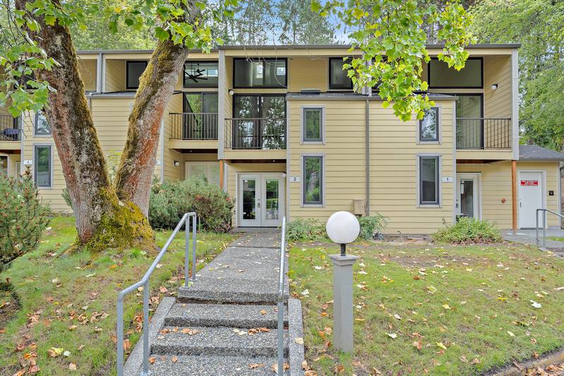 Apartment for rent at 6440 139th Place NE #2, Redmond, WA 98052