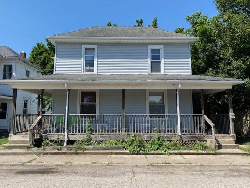 Apartment for rent at 612 614 Cedar St, Springfield, OH 45504