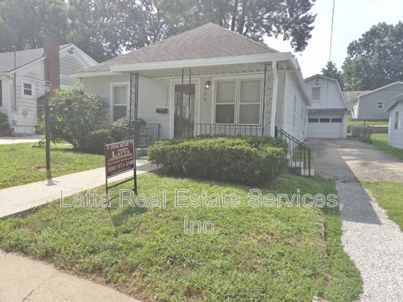 House for rent at 131 W Linden Ave, Independence, MO 64050