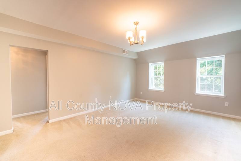 Apartment for rent at 1756 N Rhodes St #6-333, Arlington, VA 22201