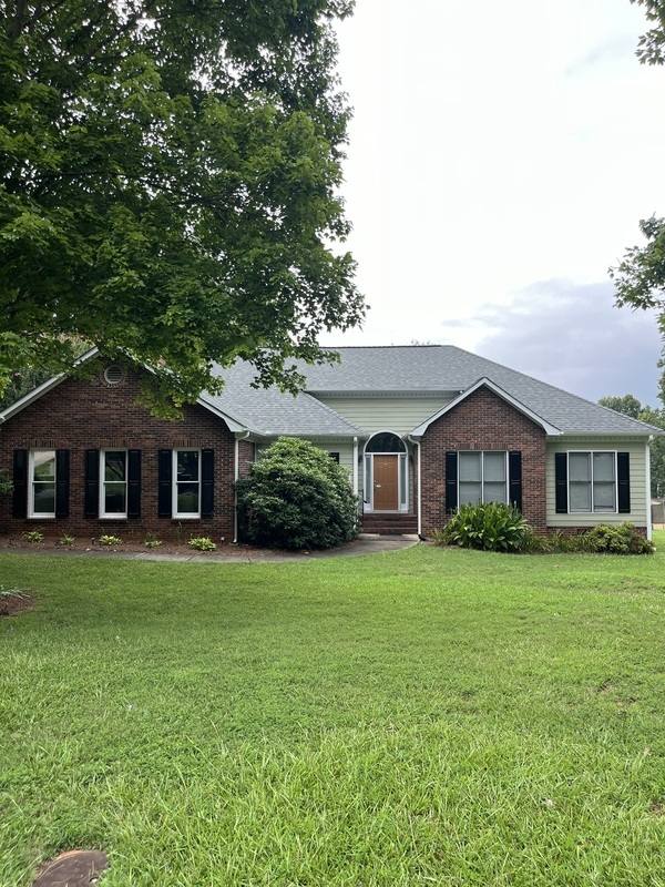 House for rent at 2234 Londonderry Dr, Gastonia, NC 28056