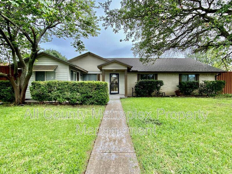 House for rent at 1808 Serenade Lane, Richardson, TX 75081