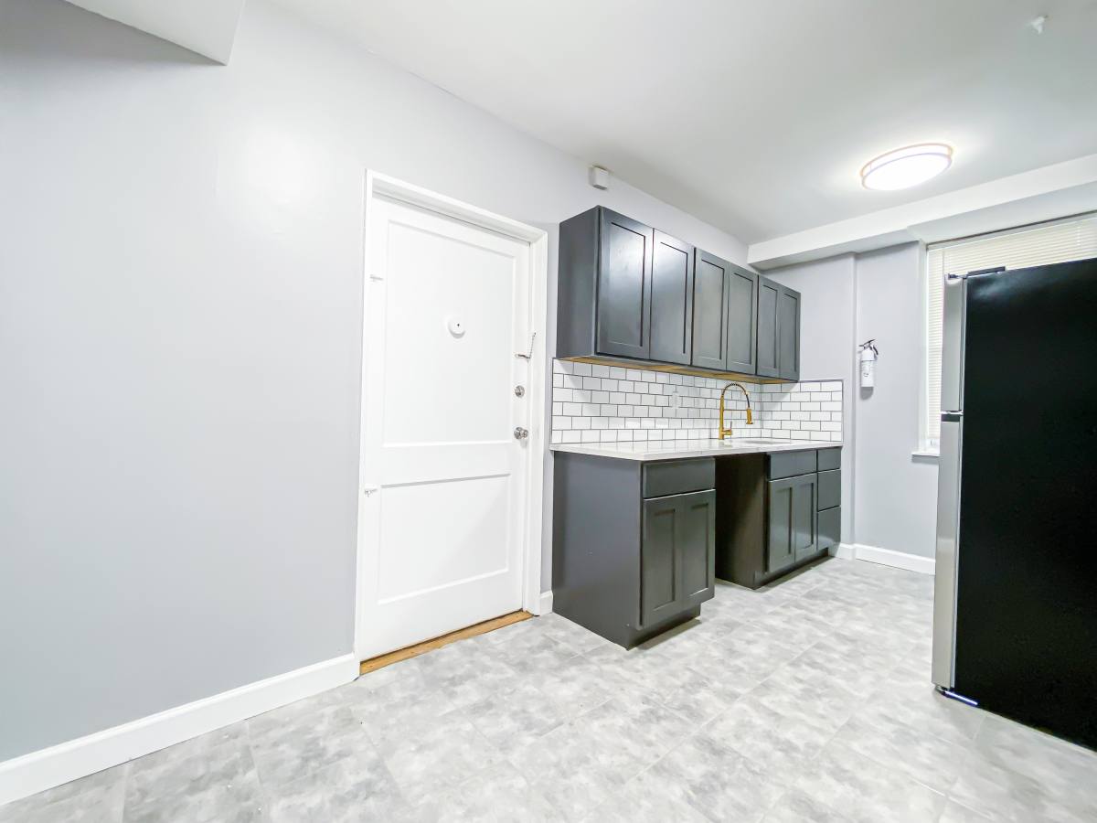 Apartment for rent at 824 Jersey Ave #C6, Elizabeth, NJ 07202