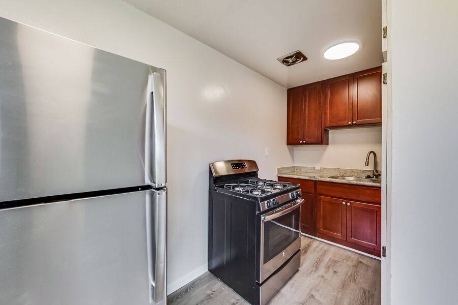 Apartment for rent at 333 Lester Ave #4B, Oakland, CA 94606