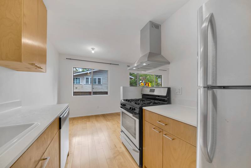 Apartment for rent at 1633 Morton Ave #2, Los Angeles, CA 90026