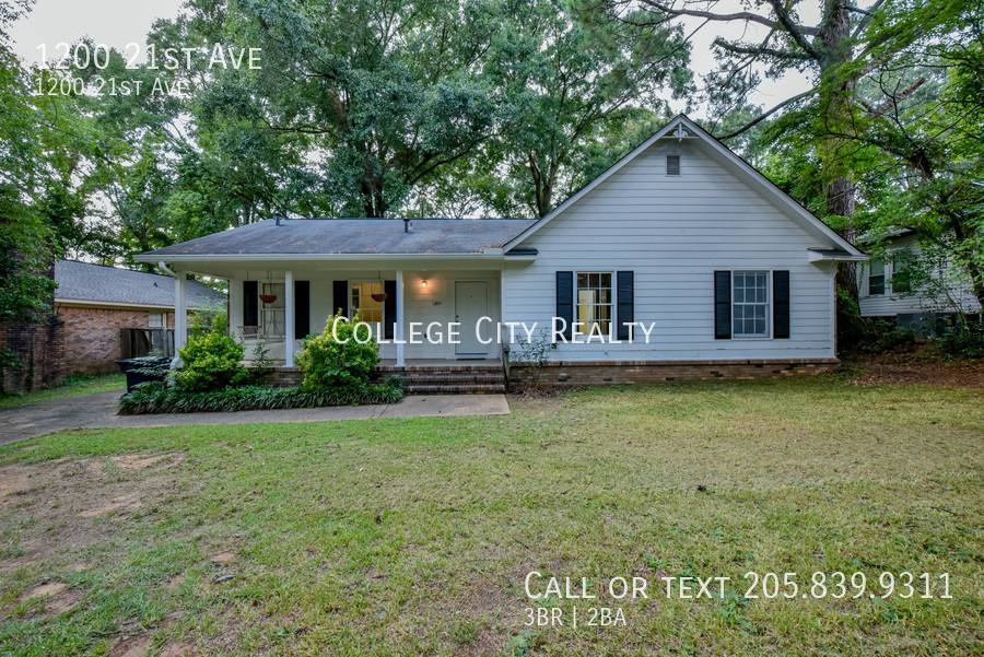 House for rent at 1200 21st Ave, Northport, AL 35476