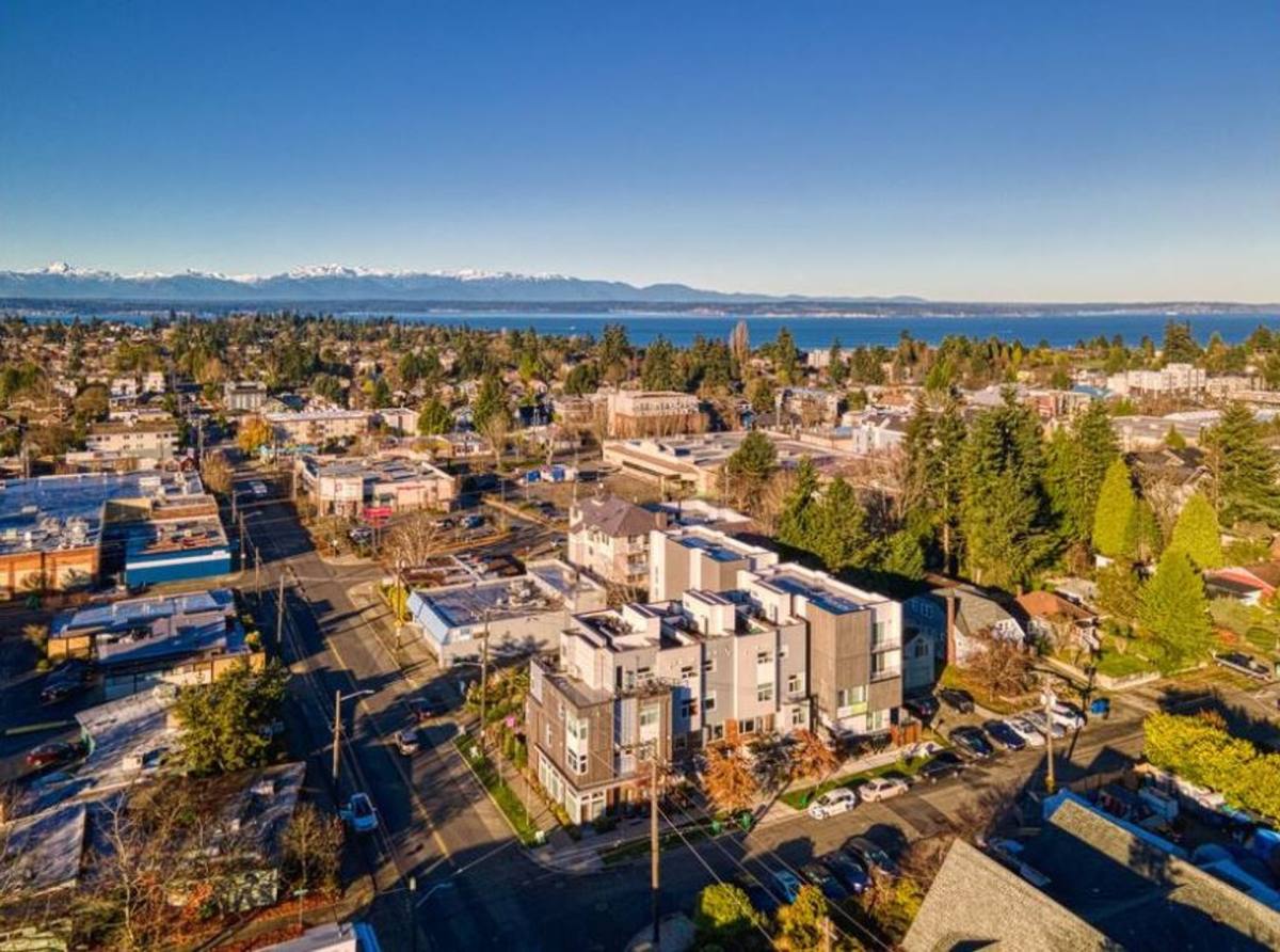 Apartment for rent at 8509 14th Ave NW, Seattle, WA 98117