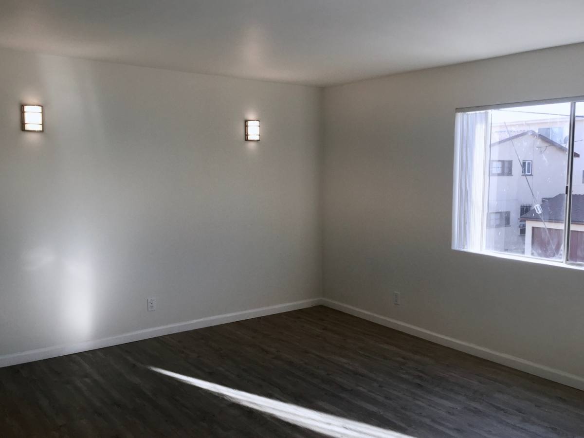 Apartment for rent at 10770 Lawler St, Los Angeles, CA 90034