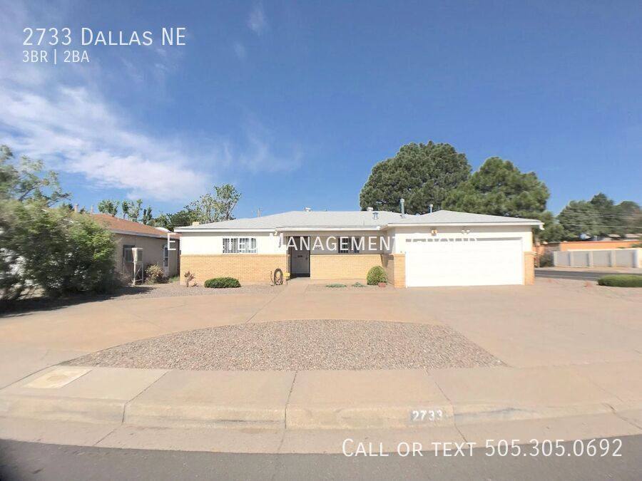 House for rent at 2733 Dallas NE, Albuquerque, NM 87110