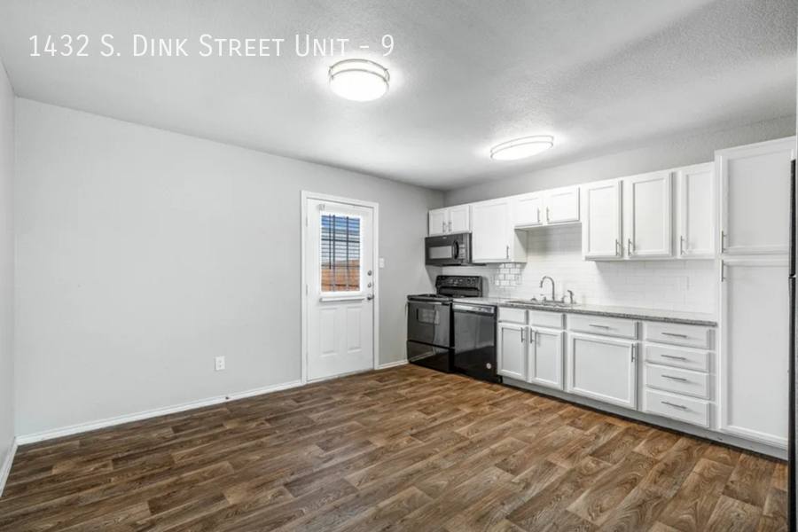 Apartment for rent at 1432 S Dink St #9, Mabank, TX 75147