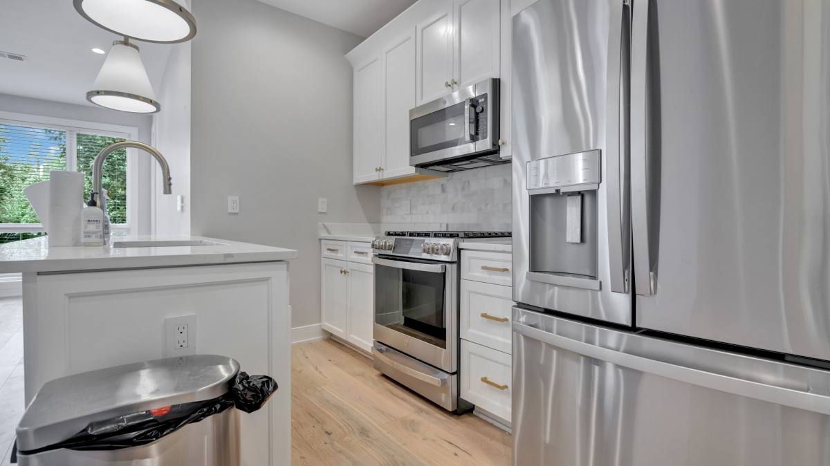 Condo for rent at 5305 Connecticut Ave NW #4, Washington, DC 20015