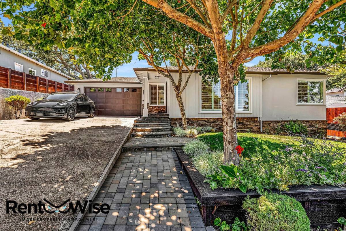 House for rent at 279 Greenfield Ave, San Mateo, CA 94403