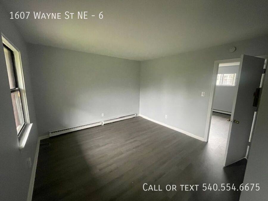 Apartment for rent at 1607 Wayne St NE #6, Roanoke, VA 24012