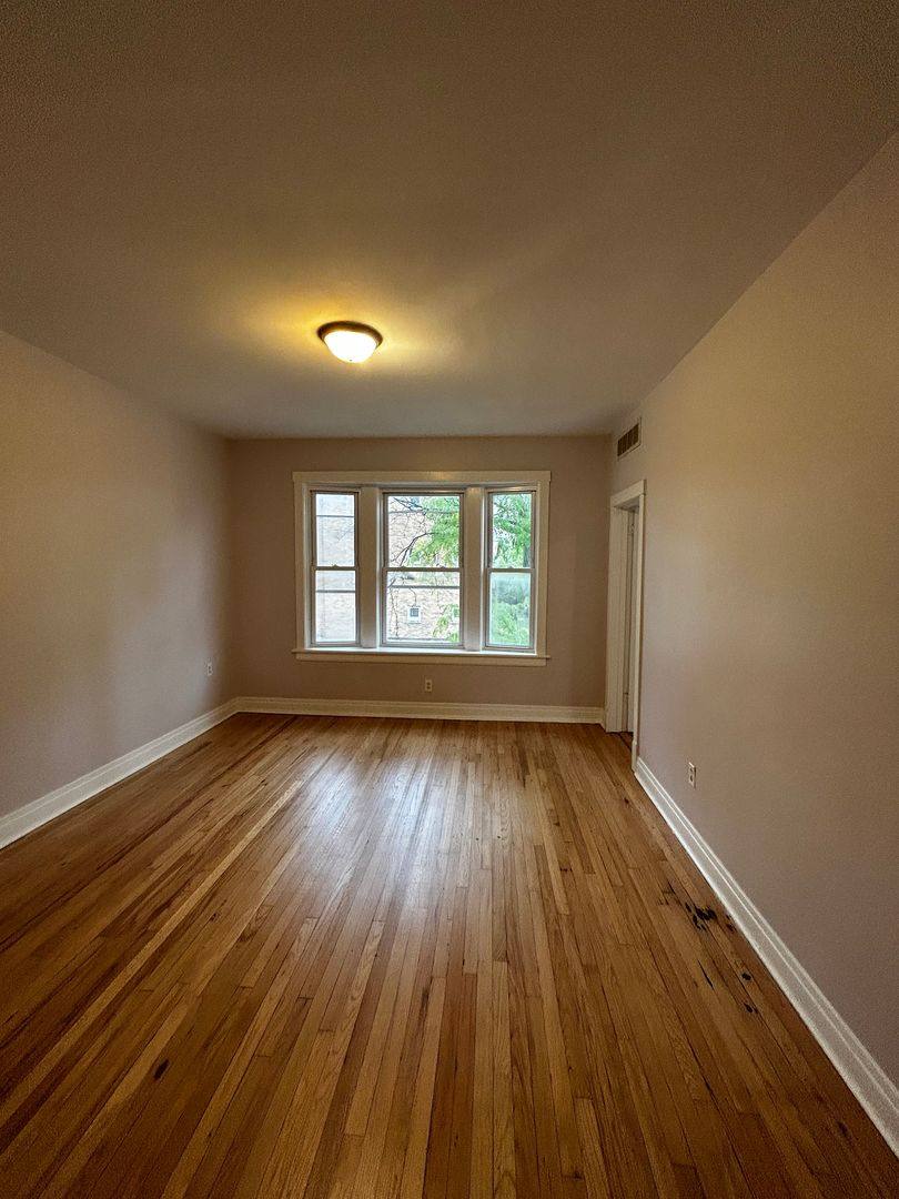 Apartment for rent at 1117 N Kildare #2, Chicago, IL 60651