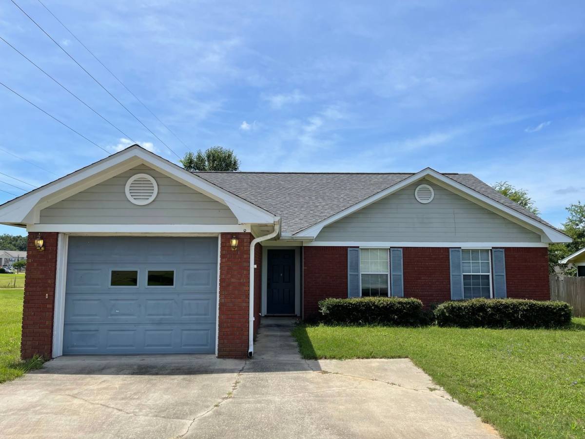 House for rent at 3102 Achey Dr, Enterprise, AL 36330