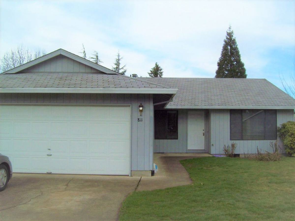 House for rent at 811 NE Thomas Court, Hillsboro, OR 97124