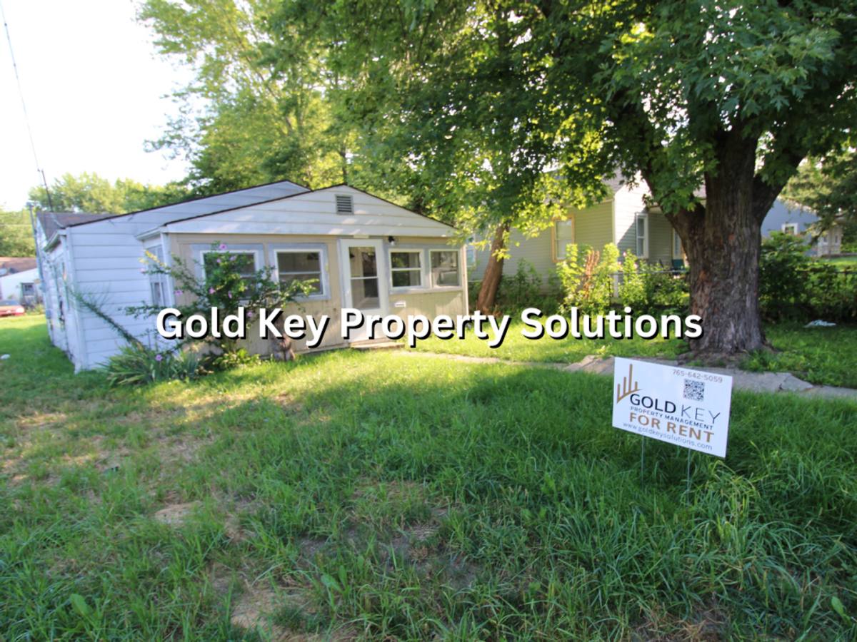 House for rent at 316 E 36th St, Anderson, IN 46013