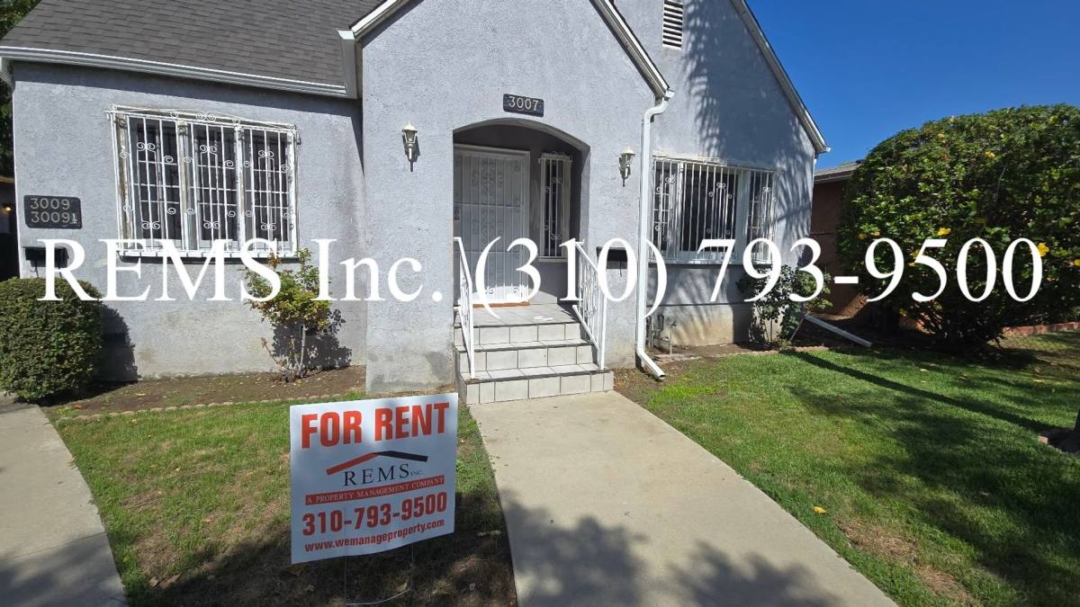 Apartment for rent at 3009 1 2 Brighton Ave, Los Angeles, CA 90018