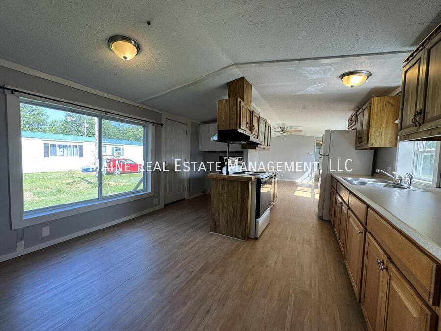 Apartment for rent at 16 Park Dr, Canaan, ME 04924