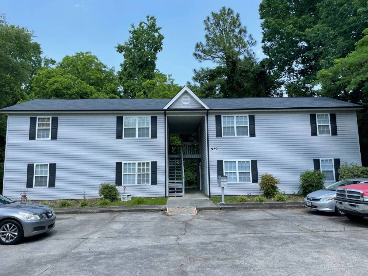 Apartment for rent at 929 Center St, Asheboro, NC 27203