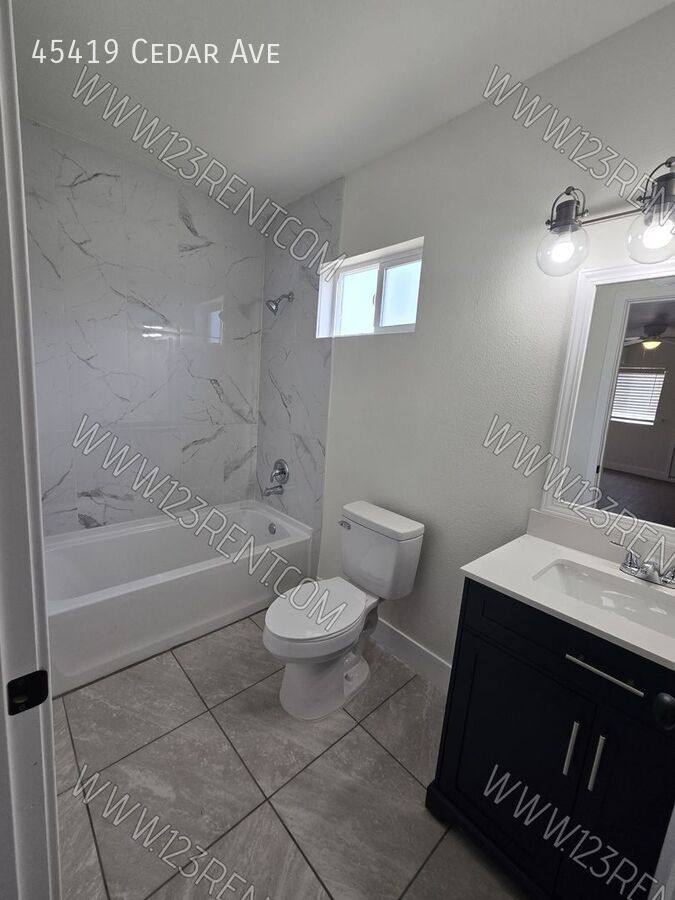 Apartment for rent at 45419 Cedar Ave, Lancaster, CA 93534